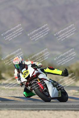 media/Jan-15-2026-Racers Edge (Thu) [[dfebeb70ab]]/2-A Group/Session 5 (Turn 5)/